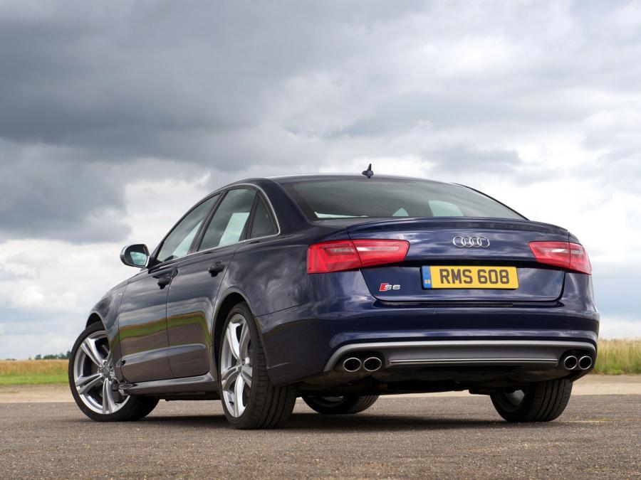  Audi S6 Sedan (4G, C7) 2012 года  (UK) (фото 6 из 13)